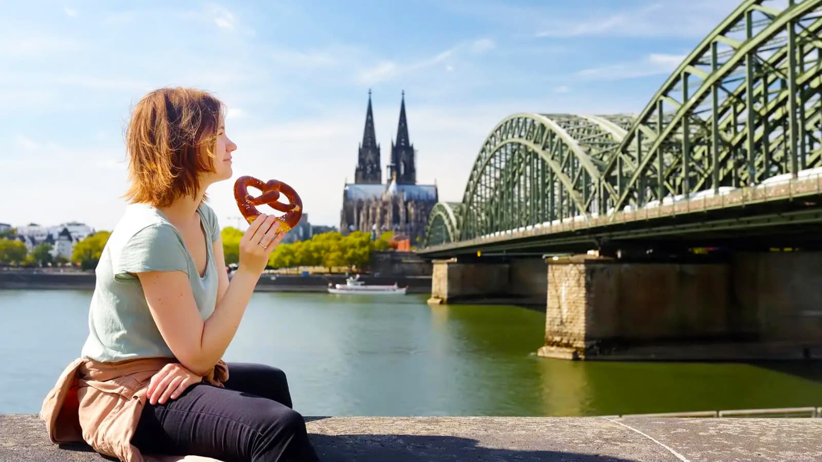 Séjour en ville à Cologne avec admission à Aqualand foto 1